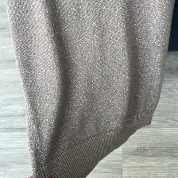 St. John grey sparkle shell XS shirt - Picture 4 of 7